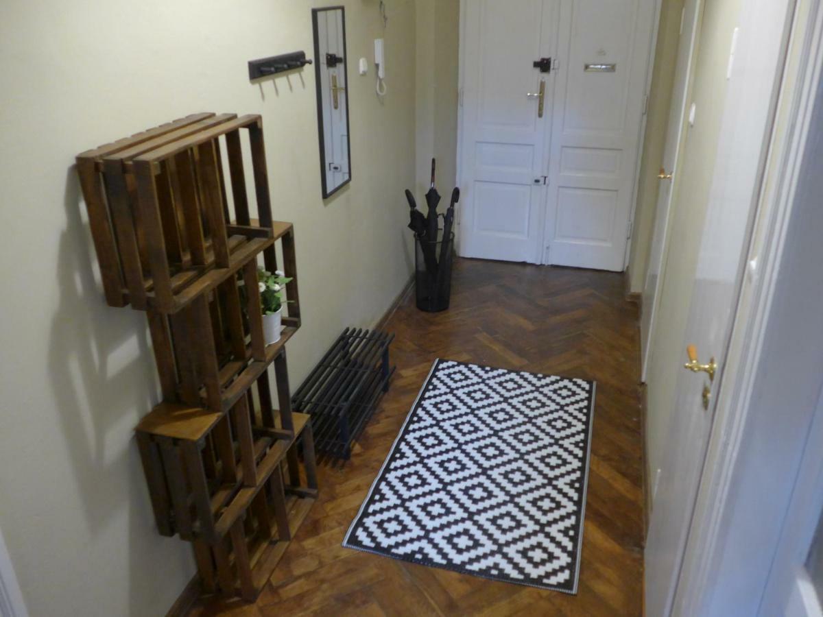 Апартаменты Apartament M15 Краков Экстерьер фото