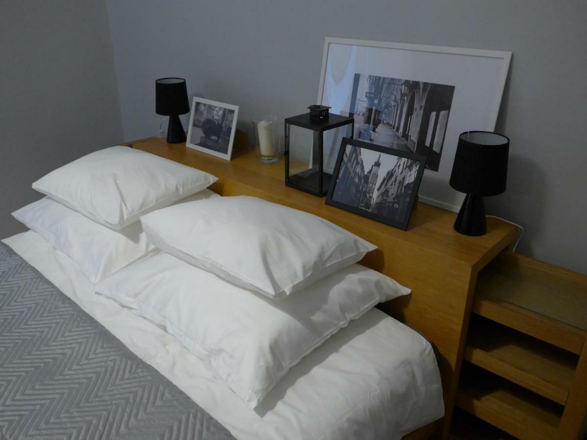 Апартаменты Apartament M15 Краков Экстерьер фото